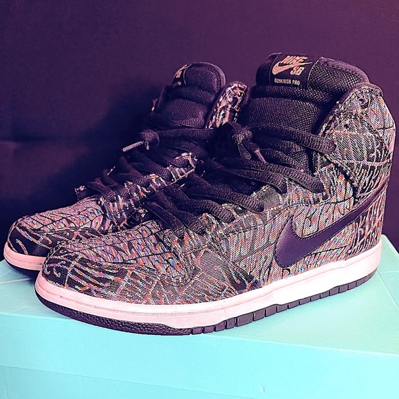 Nike Other - Nike SB DUNK HIGH PREMIUM PSYCHEDELIC - Size 10